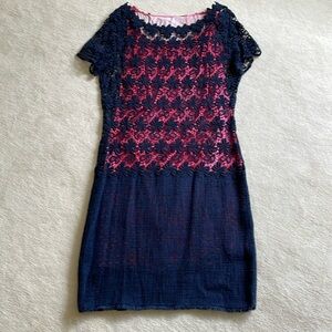 ELIE TAHARI navy blue lace dress with pink under slip.  size 10